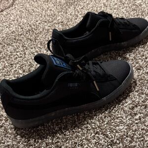 Puma Men's Black Sneakers